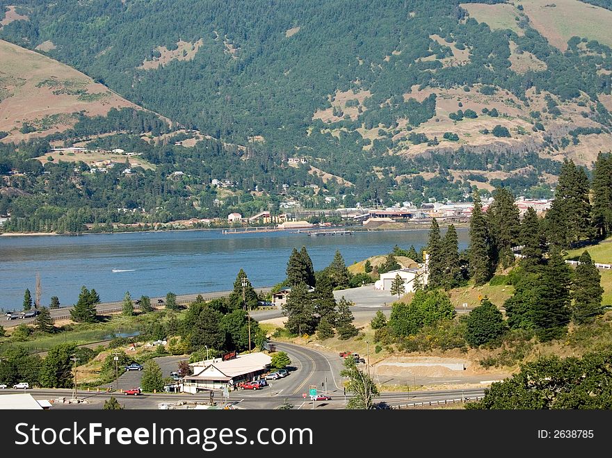 Scenics of columbia river from mt hood in oregon