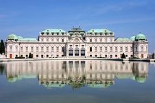 Baroque Castle Belvedere, Vienna, Austria Royalty Free Stock Image Baroque Castle Belvedere, Vienna, Austria Royalty Free Stock Image