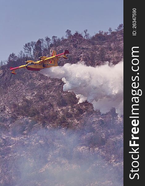 Aircraft firefighting in action