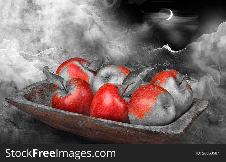 Apples in a fruit bowl