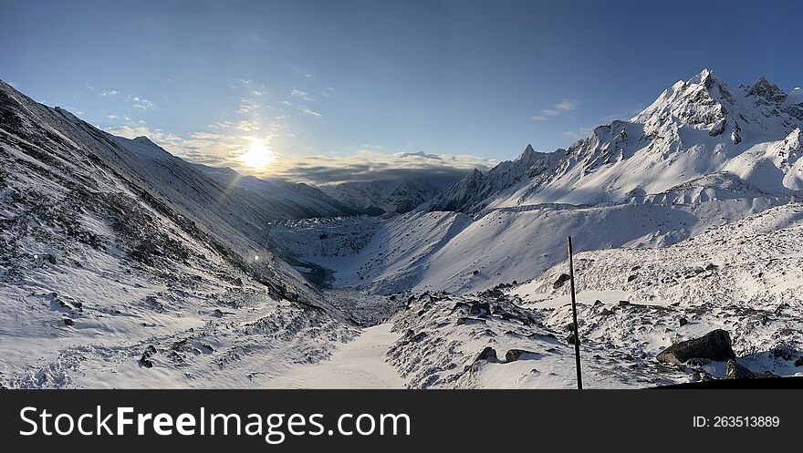 Panorama View of Larky La Pass, Manaslu Circuit Trek, Nepal