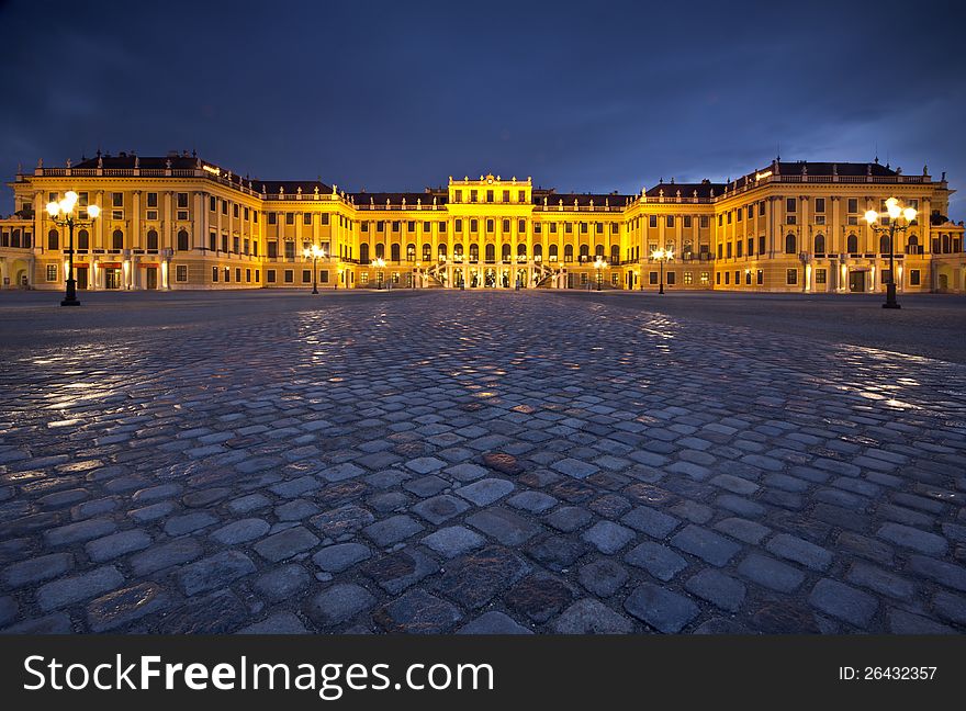 Schonbrunn Palace in Vienna, Austria by night