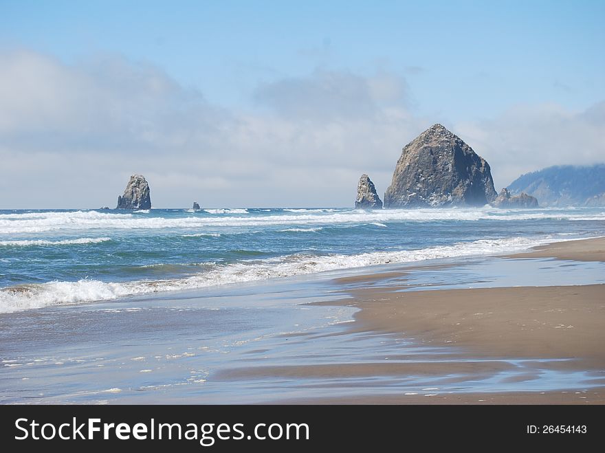 Famous land mark Hay Stack Rock Cannon Beach, Oregon