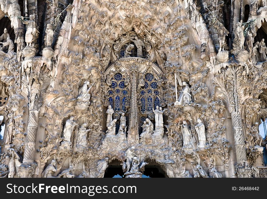 Sagrada familia, the right portal fragment