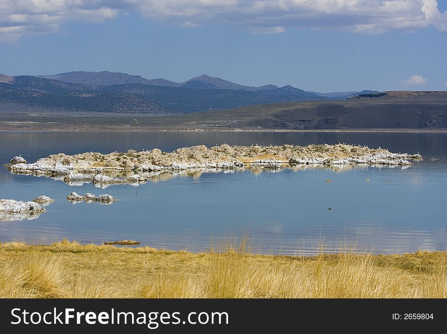 Tufa Formations At Mono Lake