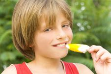 Child Eating Ice Cream Royalty Free Stock Photography Child Eating Ice Cream Royalty Free Stock Photography