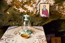Icon In The Cave Royalty Free Stock Image Icon In The Cave Royalty Free Stock Image