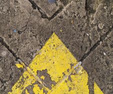 Forwarded Arrow On The Road Royalty Free Stock Photos Forwarded Arrow On The Road Royalty Free Stock Photos
