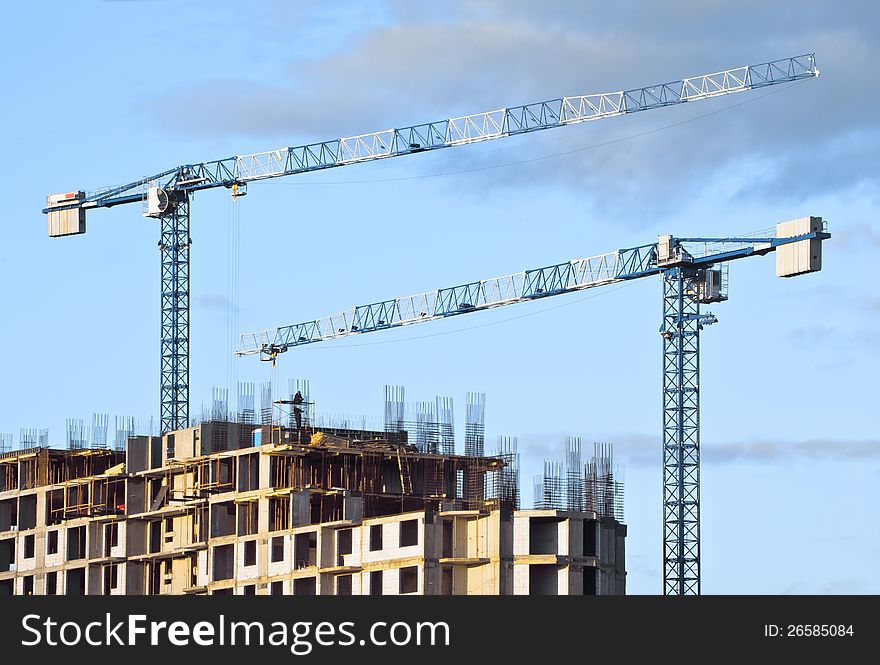 Construction of monolithic concrete house. Construction of monolithic concrete house