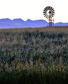 Windmill Water Pump Royalty Free Stock Photo Windmill Water Pump Royalty Free Stock Photo