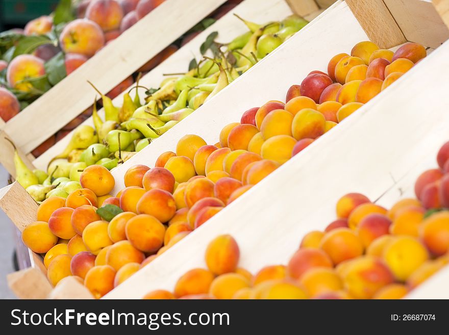 Fresh fruit market