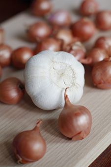 Shallots And Garlic Stock Image Shallots And Garlic Stock Image