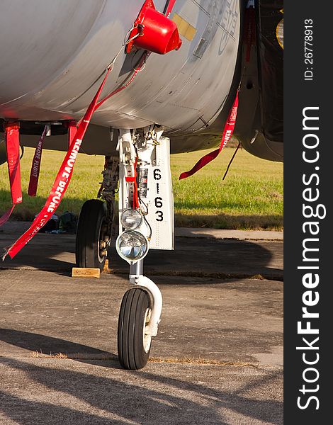 Landing gear - front wheel of military airplane