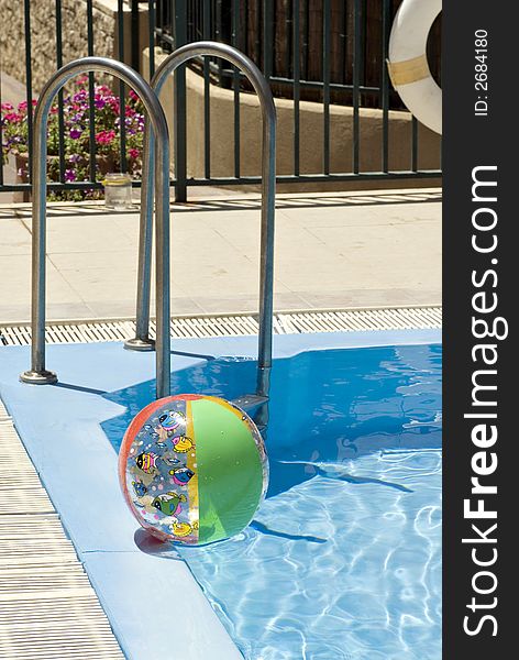 Inflatable ball in pool