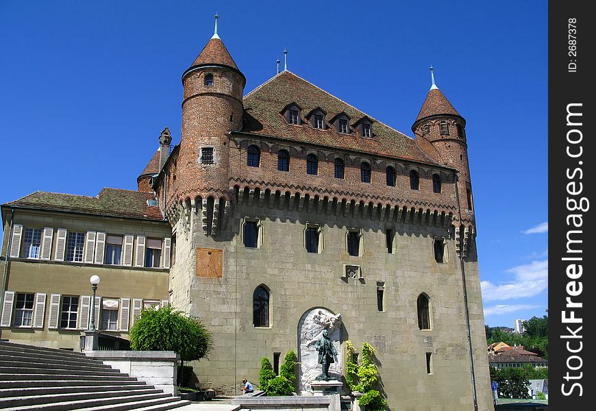 Saint Marie Castle was build between 1397 and 1427 as a massive brick and sandstone palace for the bishops of Lausanne. When they were overthrown, the chateau became the residence of new overlords, the bailiffs of Bern. The fight for the independence of Lausanne and Vaud canton was led by Jean Davel, who was killed in 1723. His memorial stands now in front of the castle, used today as the seat of the cantonal authorities of Vaud. Saint Marie Castle was build between 1397 and 1427 as a massive brick and sandstone palace for the bishops of Lausanne. When they were overthrown, the chateau became the residence of new overlords, the bailiffs of Bern. The fight for the independence of Lausanne and Vaud canton was led by Jean Davel, who was killed in 1723. His memorial stands now in front of the castle, used today as the seat of the cantonal authorities of Vaud.