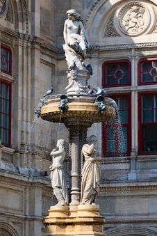 The Fountain At The Vienna State Opera Royalty Free Stock Photo