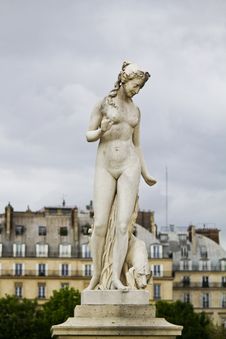 Beautiful Statues Located On The Museum Of The Louvre In Paris, France Stock Photo Beautiful Statues Located On The Museum Of The Louvre In Paris, France Stock Photo