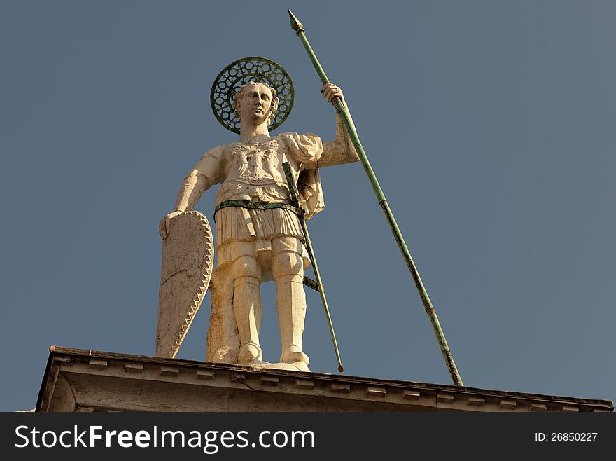 Statue of St Theodore, who was the patron saint of Venice until the 9th century AD.