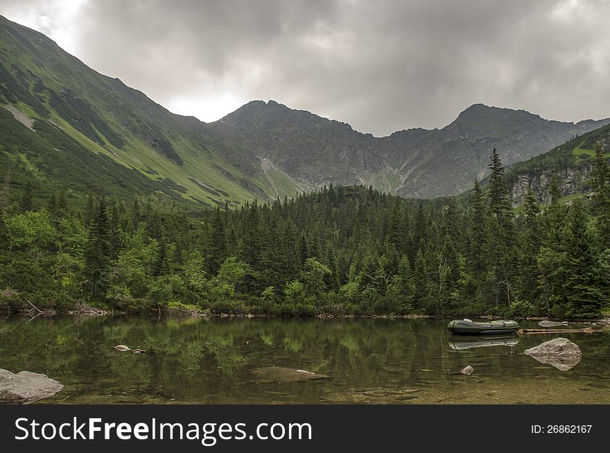 The tarn under high peaks