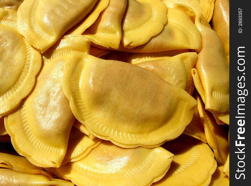 An image of a background full of pasta.