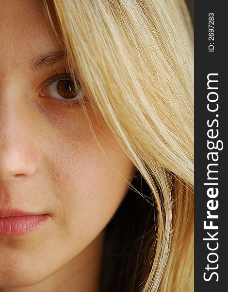 Portrait Blondy Girl with brown eyes