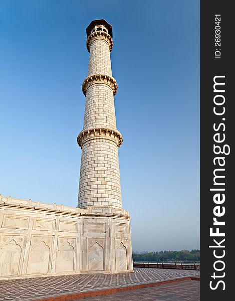 Single Taj Mahal Tower