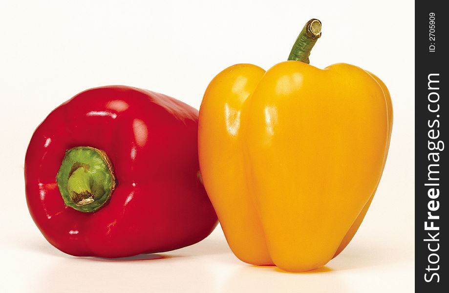 Close-up of a yellow and red bell pepper