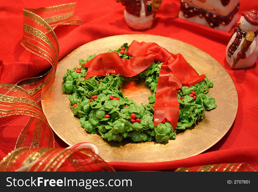 Edible Christmas wreath, green and red corn flake dish. Edible Christmas wreath, green and red corn flake dish