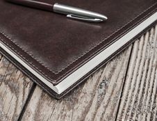Notebook And Pen Royalty Free Stock Photography