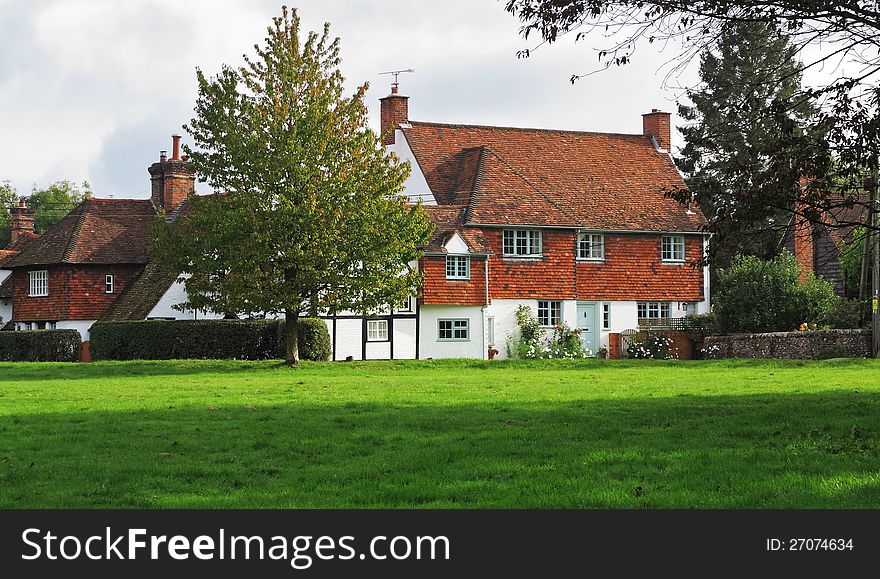 An English rural Hamlet with village green