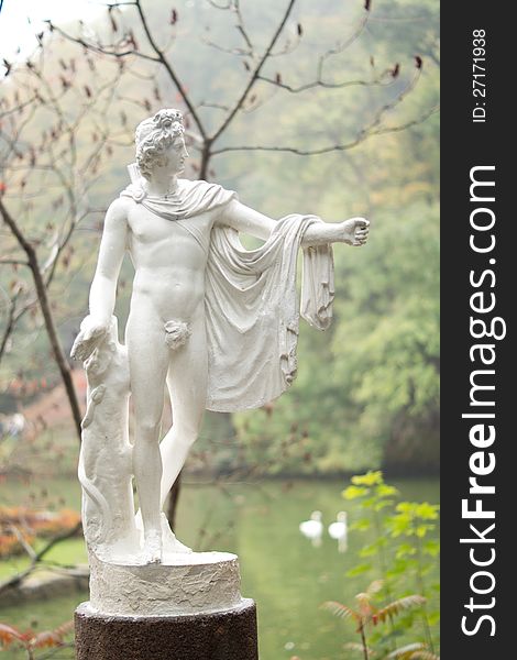 Beautiful Classical Garden Statue