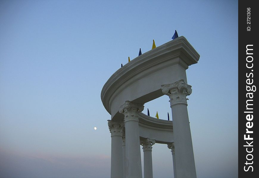 Round arch in twilight