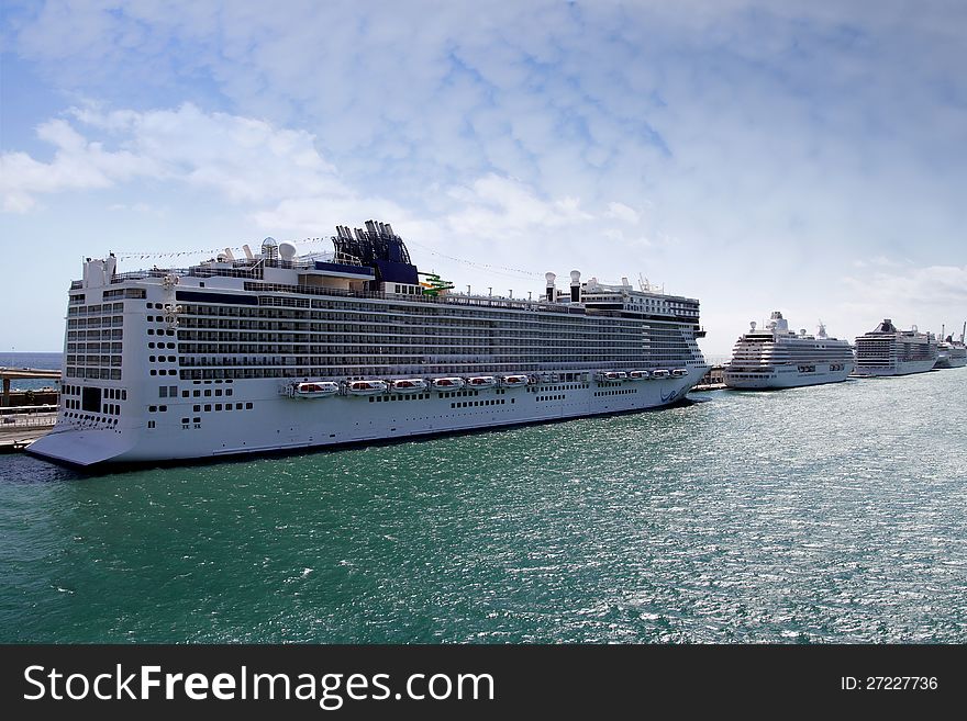 Cruises tied up in the cruises dock of the port of Barcelona