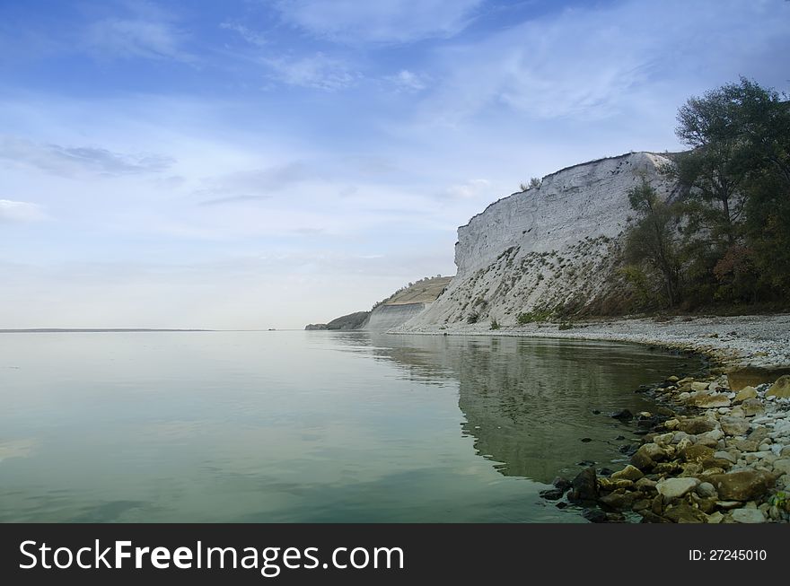 Volga River, near the village of Golden, Saratov region is very high, for there are a lot of large and small stones. Volga River, near the village of Golden, Saratov region is very high, for there are a lot of large and small stones.