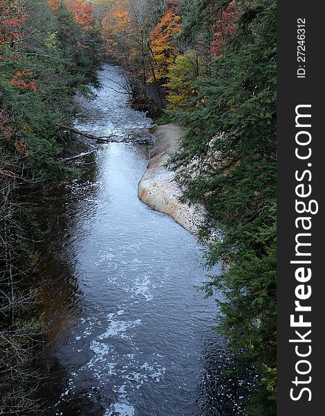 A river running through the colorful woods