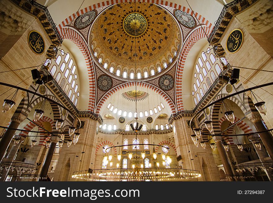 Interior of the SÃ¼leymaniye Mosque in Istanbul, Turkey