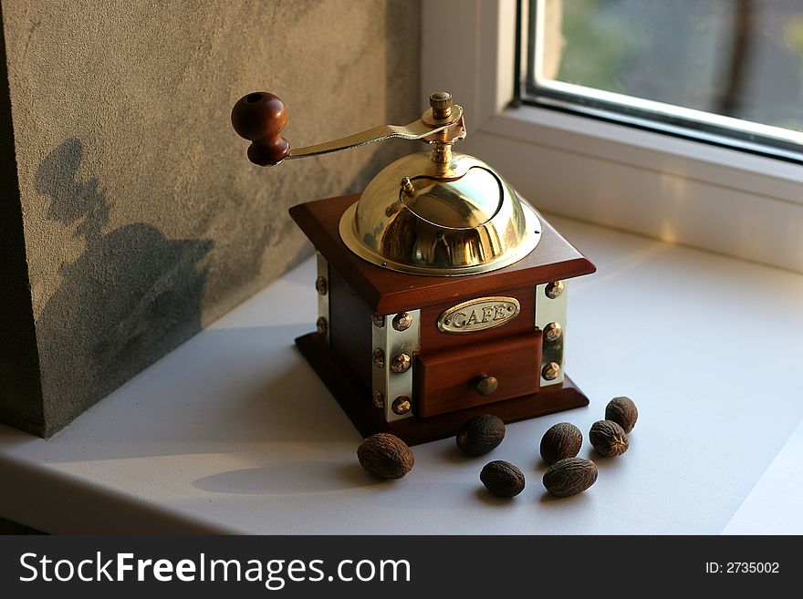 OLd fashion coffee grinder isolated. OLd fashion coffee grinder isolated