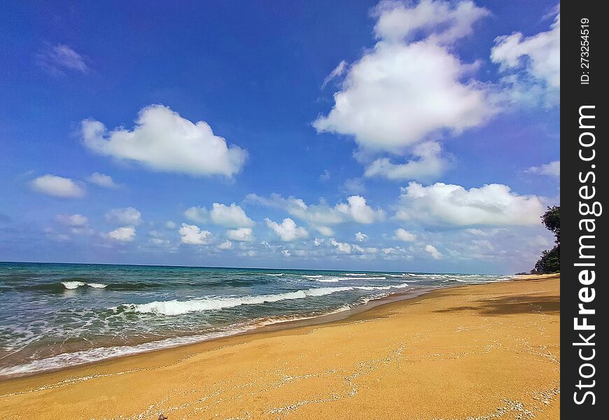 Marang Terengganu kelulut beach March 24, 2023 the scenery is very relaxing, beautiful origenal universe