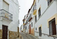 Steep Narrow Street In The Ancient Ronda Royalty Free Stock Photos Steep Narrow Street In The Ancient Ronda Royalty Free Stock Photos
