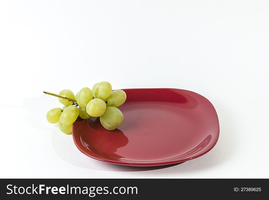 Red plate with grape set-up