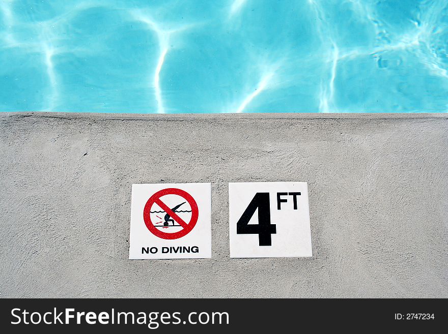 An image of a Swimming pool depth marker