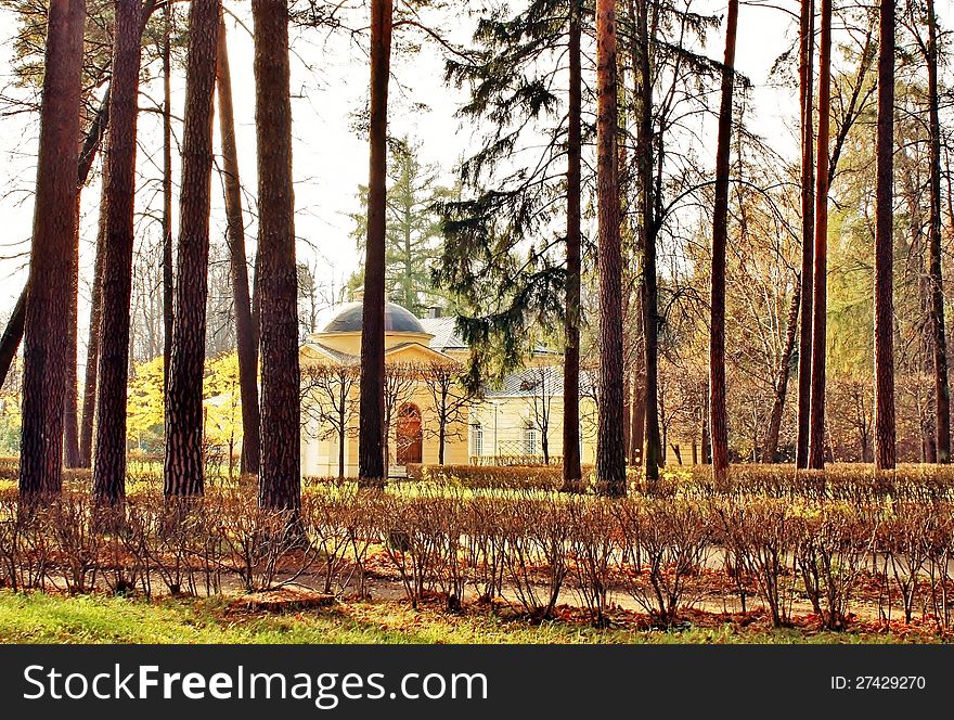 Wing building of the manor of the eighteenth century near Moscow. Wing building of the manor of the eighteenth century near Moscow