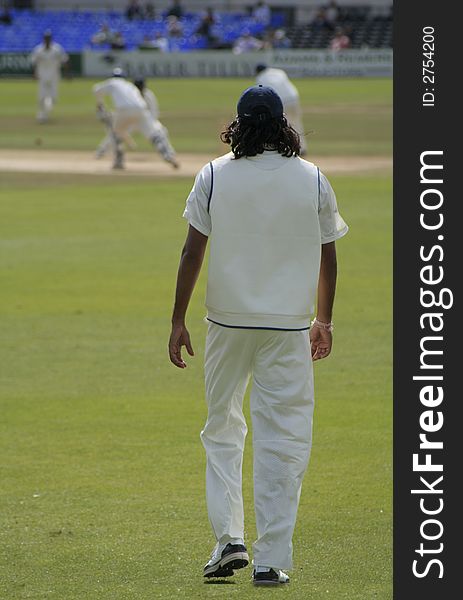 Cricket fielder