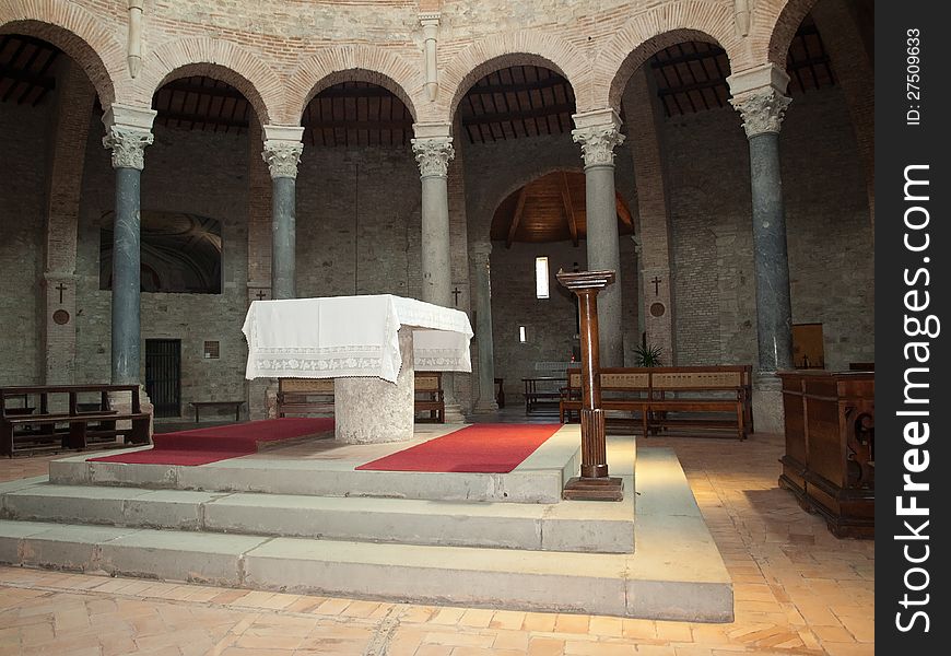 Presbytery of Church of St.Angelo in Perugia,Italy. Presbytery of Church of St.Angelo in Perugia,Italy