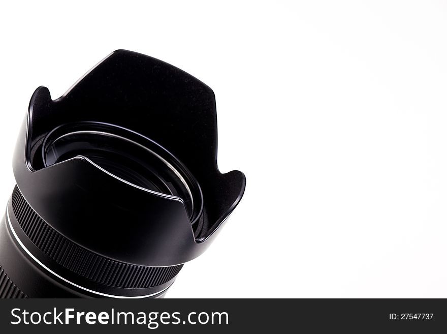 Canon EF-S 18-135 f/3.5-5.6 IS kit lens with a lens hood & UV filter