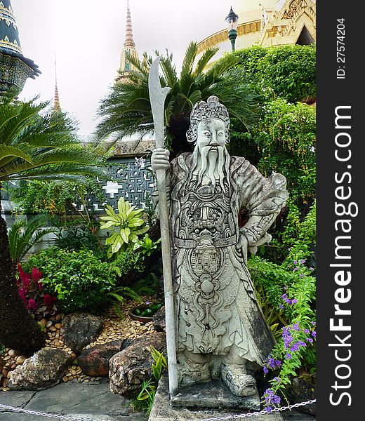 Picturesque statue at Grand Palace Bangkok