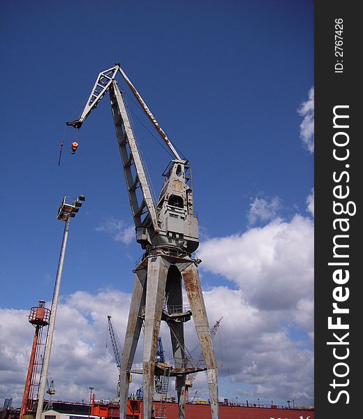 Break bulk handling cranes in the Port of Hamburg. Break bulk handling cranes in the Port of Hamburg