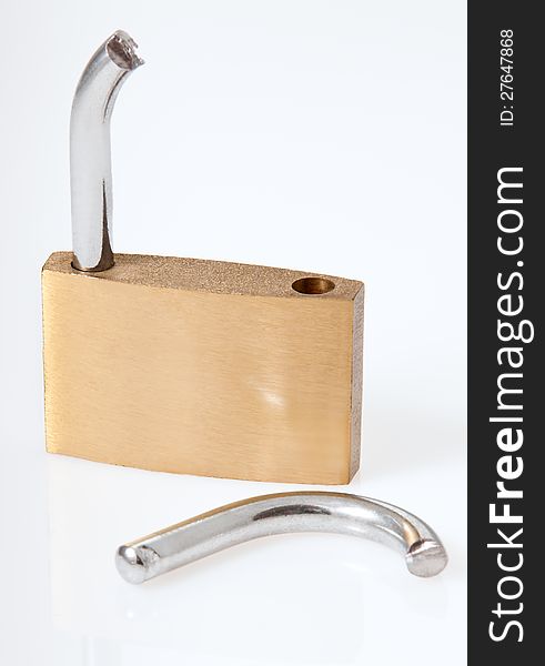 Cut lock for unsecure info theft. Cut lock for unsecure info theft