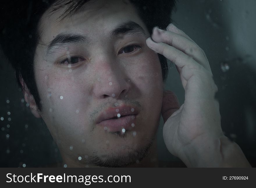 Portrait of the guy being under water