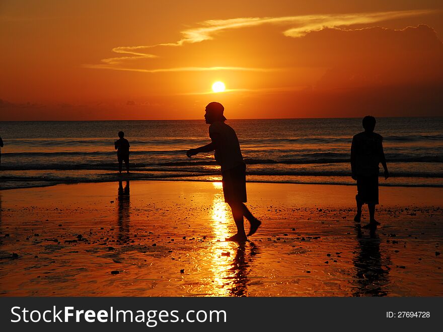 Sun set on the beach